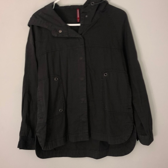 Button down jacket - Picture 2 of 3